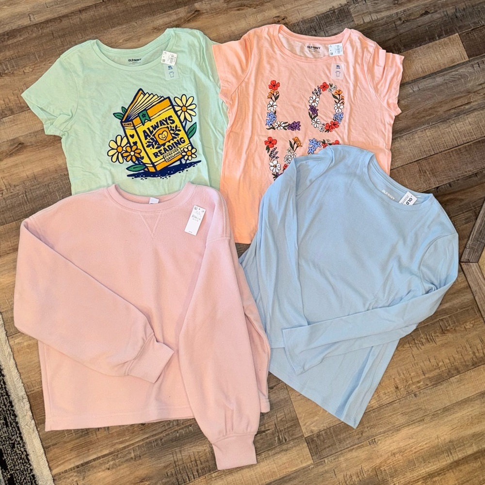 Old Navy Girls Set of Shirts and Cozy Pink Crewneck Sweatshirt Size 14/16 NEW